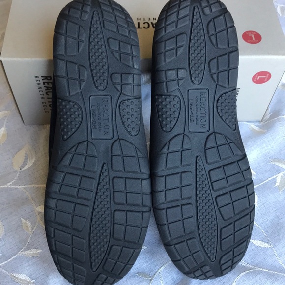 KENNETH COLE Slippers - Picture 7 of 8